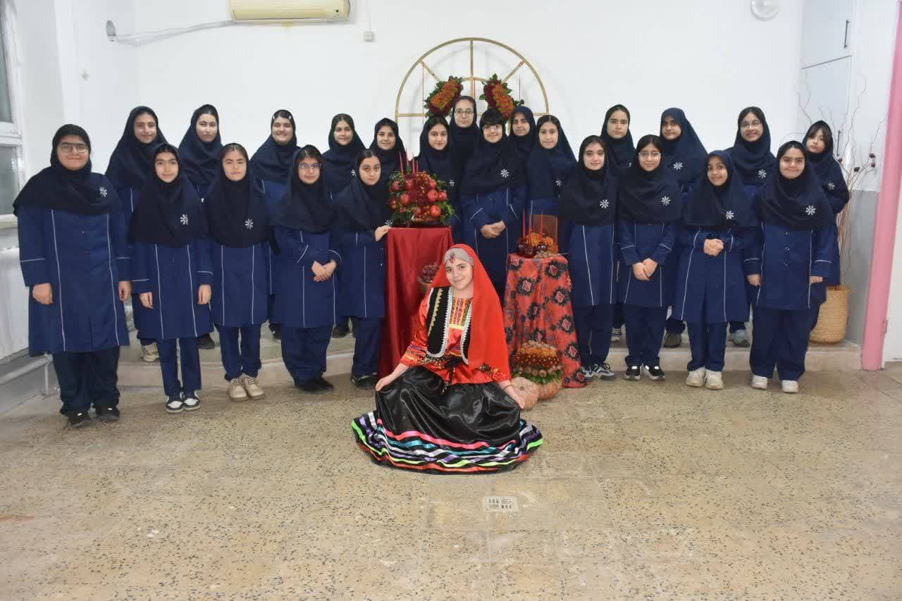 دبیرستان فرزانگان متوسطه اول رشت