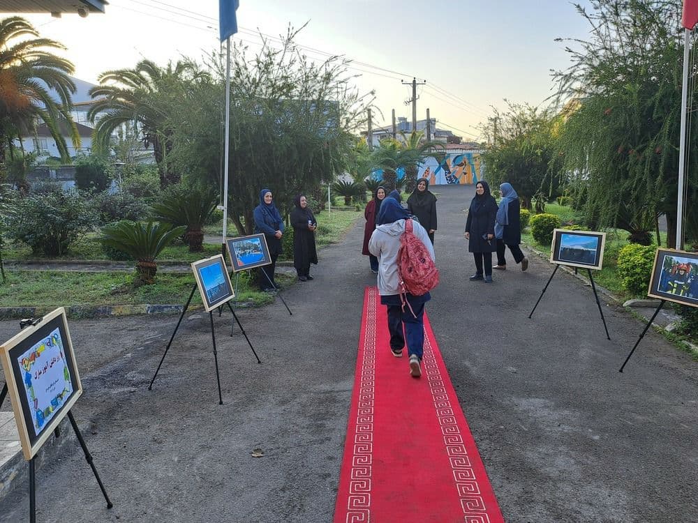 روز تلاش، امید و لبخندهای درخشانِ دختران فرزانگان